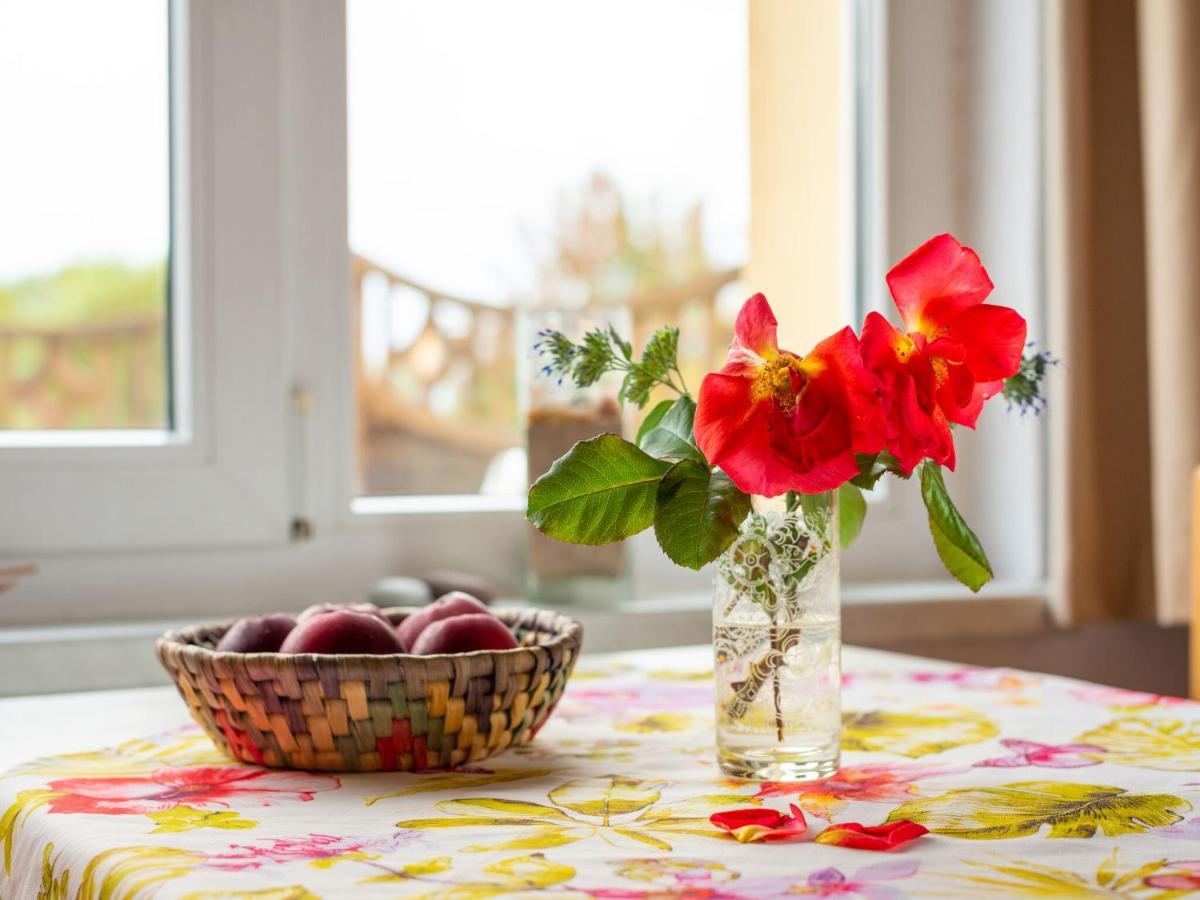 Idyllic Bungalow In Pepelow With Garden Zewnętrze zdjęcie